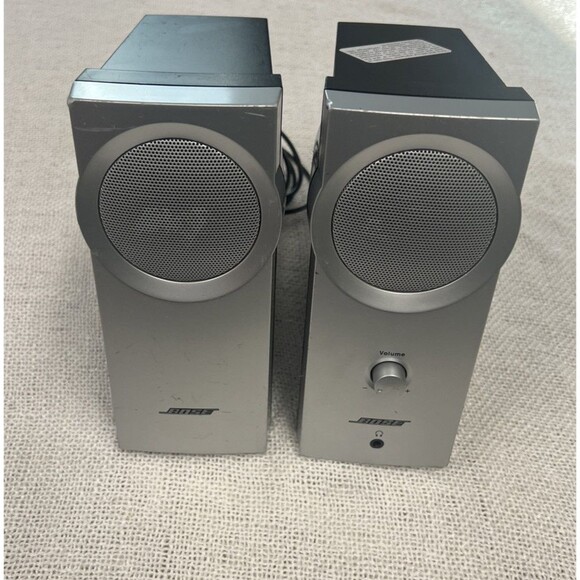 Bose Companion 2 Computer Multimedia Speakers - 2pc Bundle No Power Cord - Picture 7 of 8